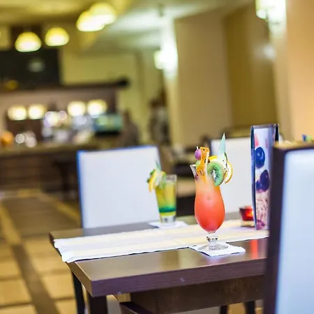 奥林匹克ii酒店 科沃布热格